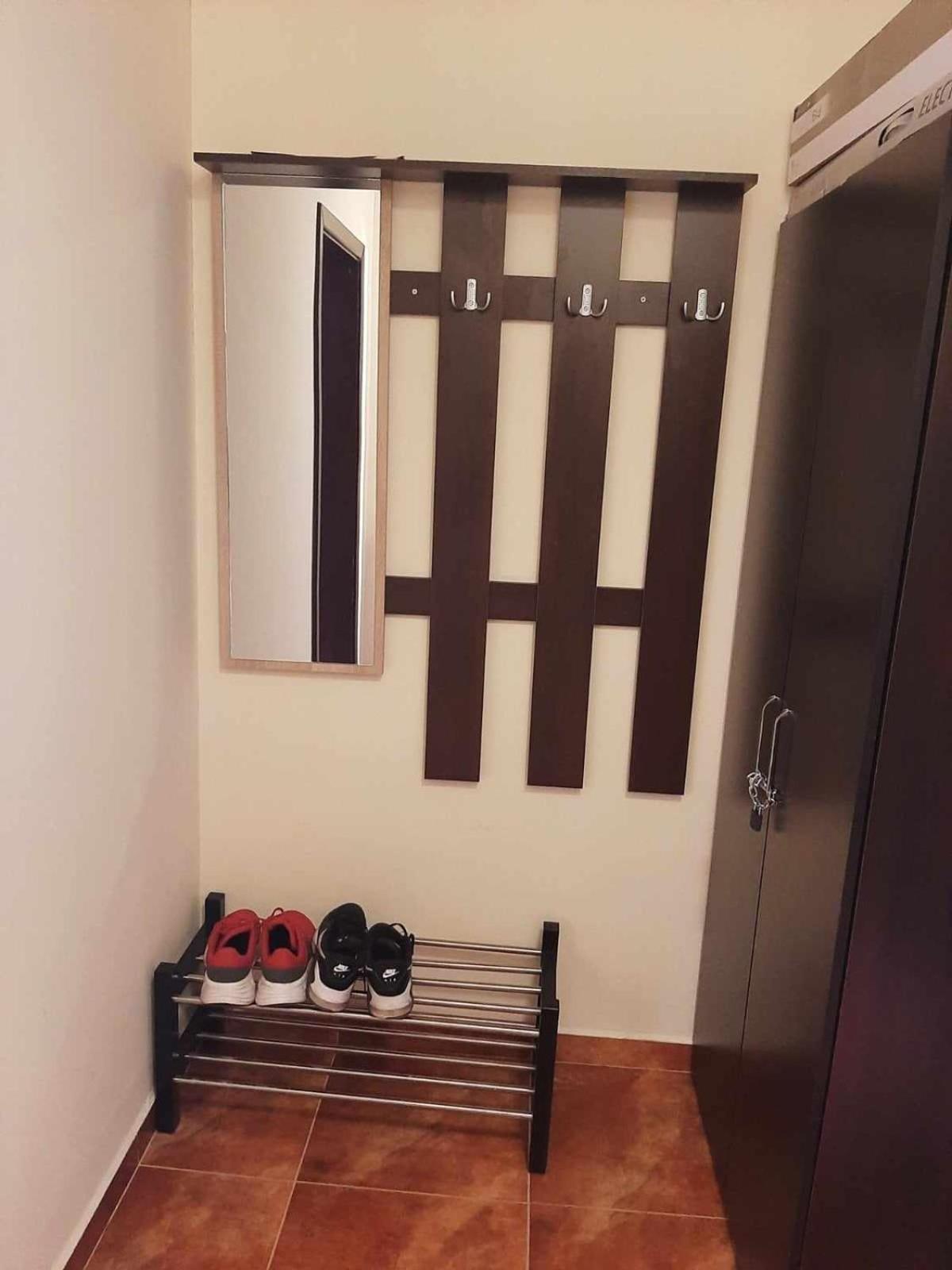 Тайната Квартира - The Secret Apartment ปอมโปโรโว ภายนอก รูปภาพ