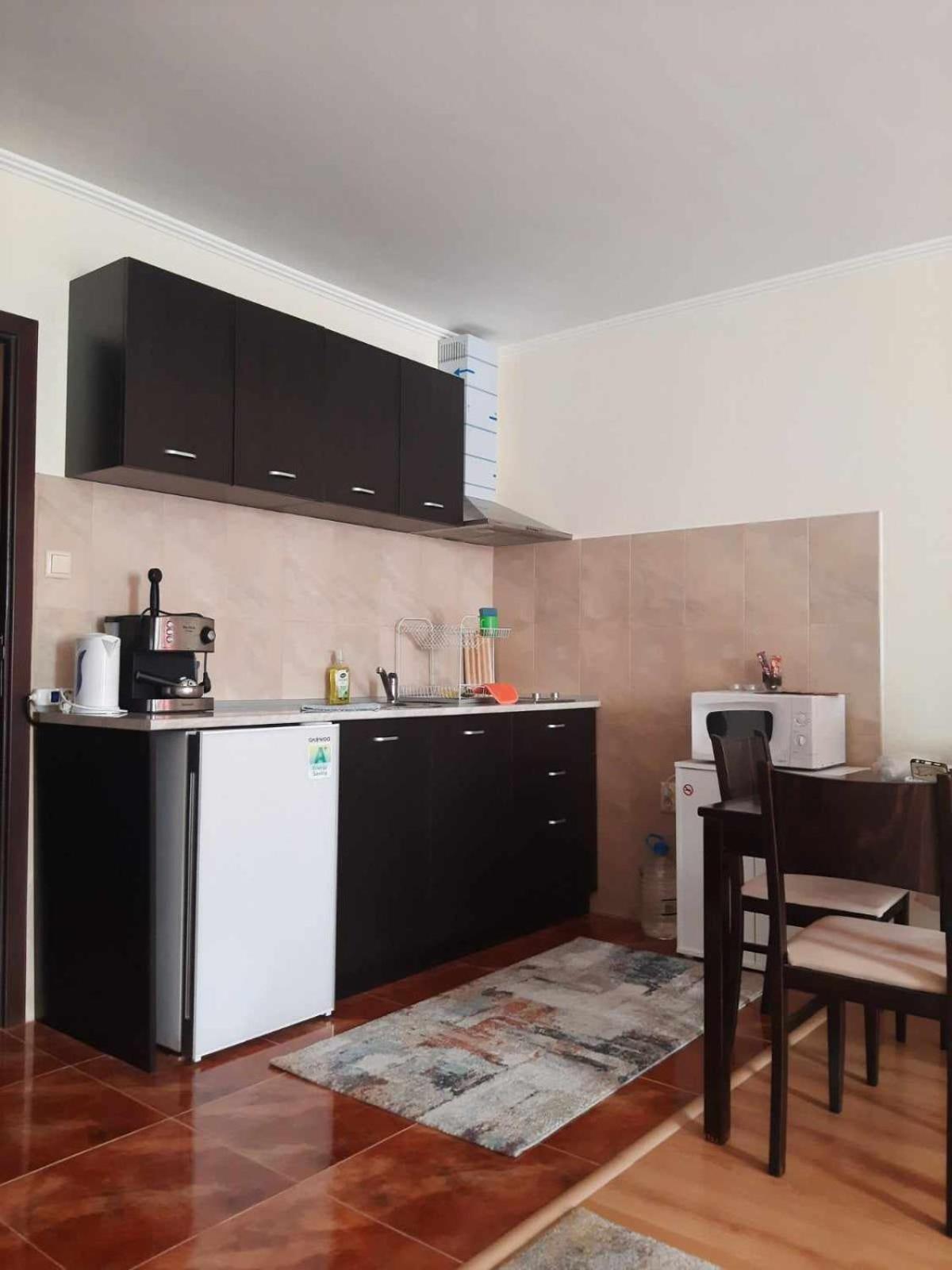 Тайната Квартира - The Secret Apartment ปอมโปโรโว ภายนอก รูปภาพ
